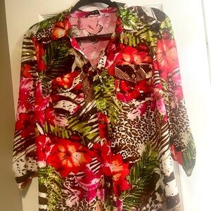 Emily Daniels glittery animal print blouse.  Leaves and florals. NWT. Med.